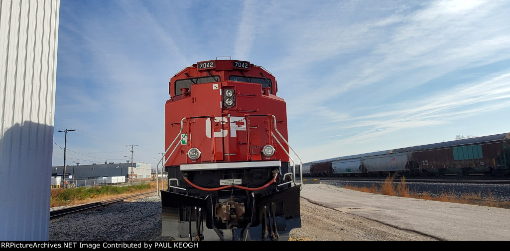 Up Close Head On Shot of CP 7042.